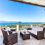 Perla By Whale Homes