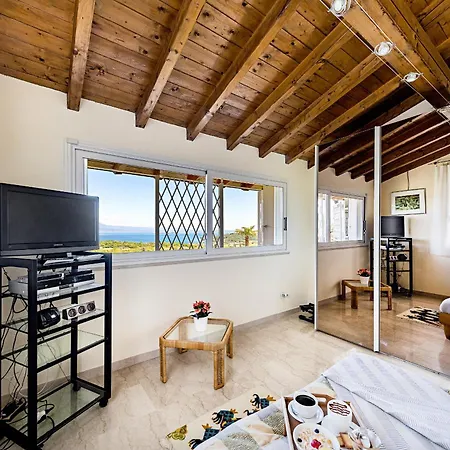 Perla By Whale Homes