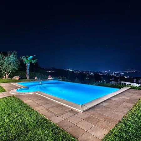 Perla By Whale Homes Villa *