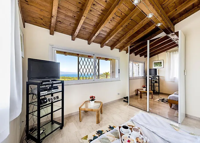 Perla By Whale Homes
