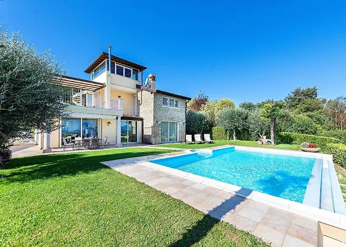 Willa Perla By Whale Homes