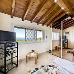 Perla By Whale Homes